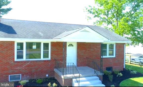 Foto del edificio - 43129 Lucketts Rd
