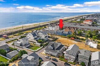Building Photo - 244 Ocean
