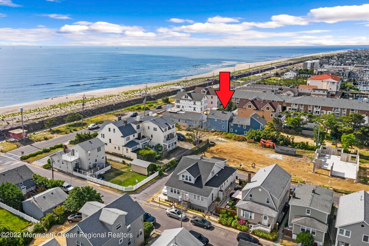 244 Ocean Unit 2 ANNUAL, Sea Bright, NJ 07760 Apartment for Rent in