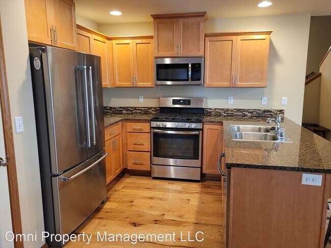Building Photo - 3 br, 3 bath House - 717 Kodiak Lane