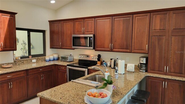 Building Photo - 2339 Harbour Oaks Dr