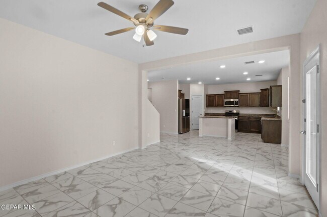 Foto del edificio - 11506 Summer Dr