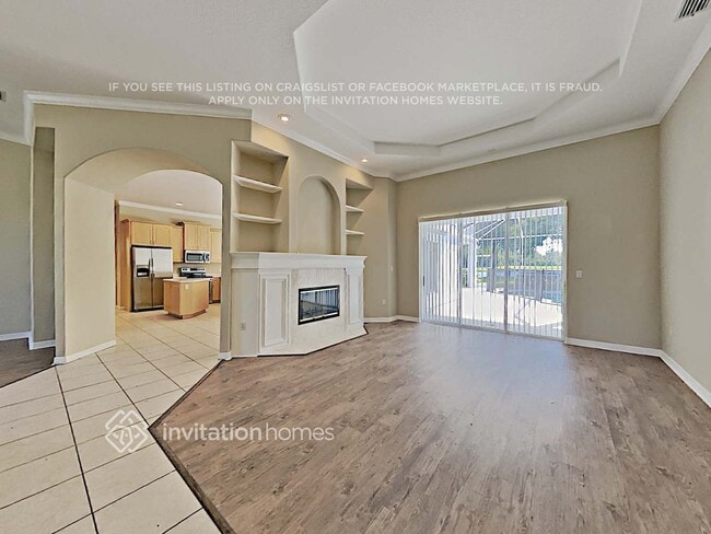 Foto del edificio - 7119 Pine Valley St