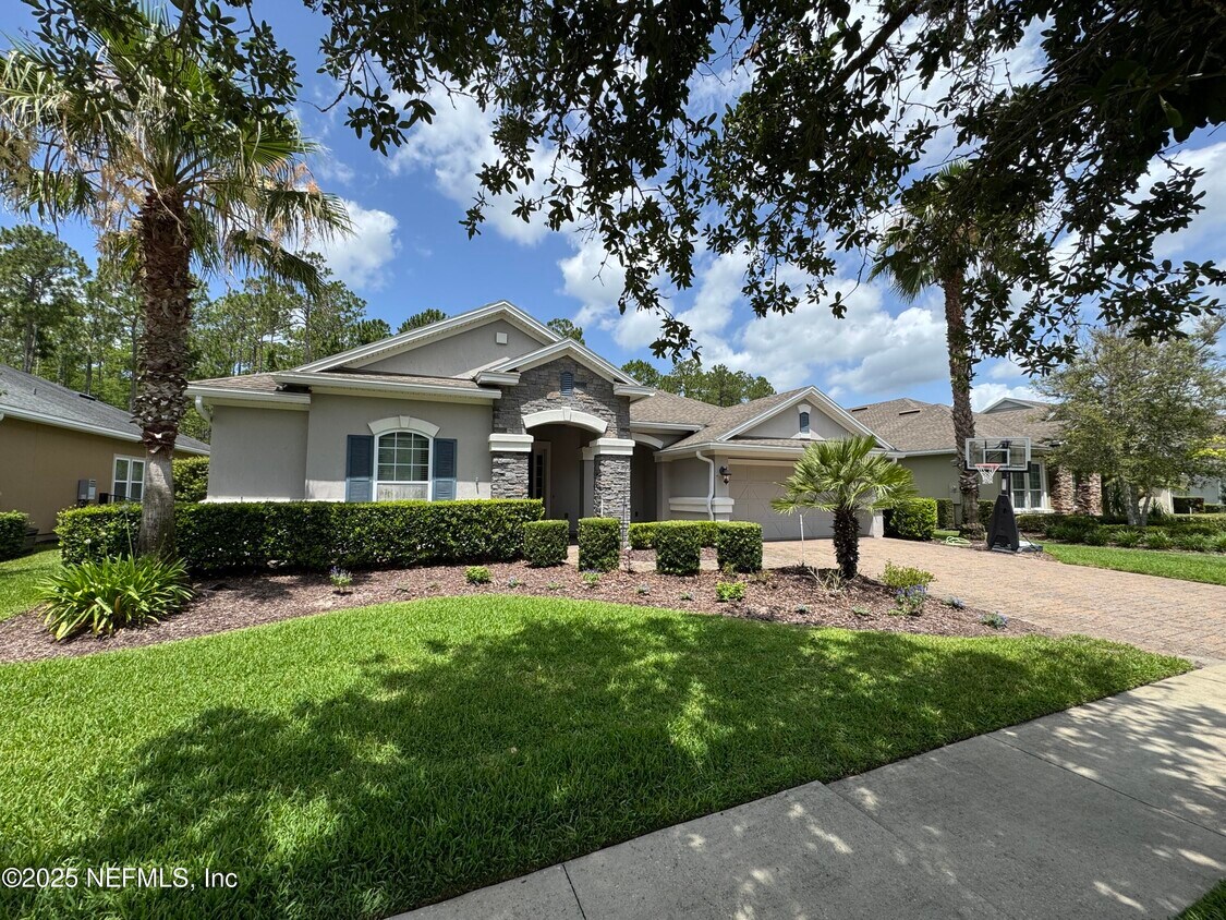 Foto principal - 559 Majestic Eagle Dr
