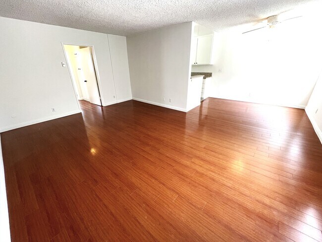 Foto del edificio - 3207 Bagley Ave