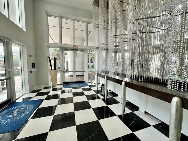 Foto del edificio - 1800 N Bayshore Dr