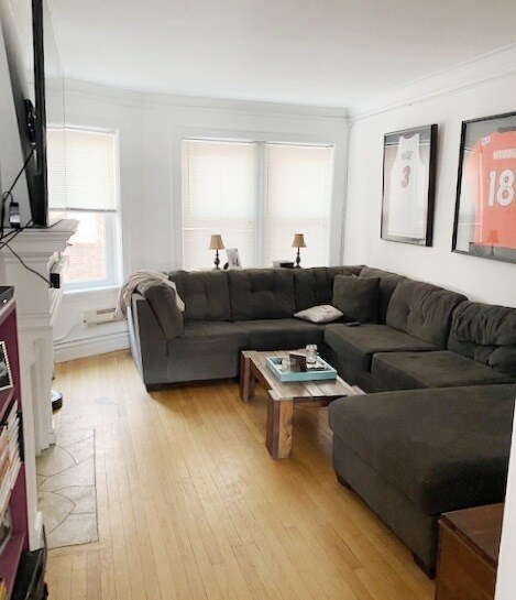 Foto del edificio - 918 Green Bay Rd