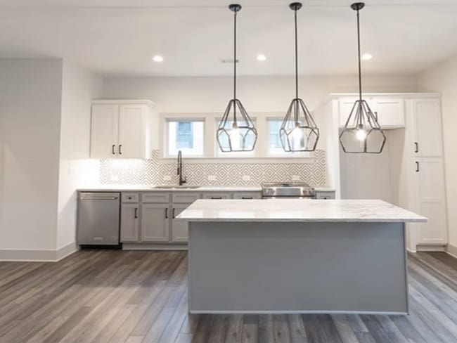 Photo - 615 King Arnold St Townhome