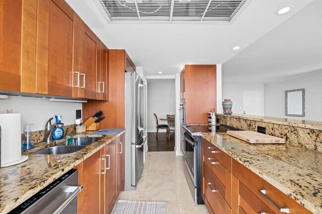 Foto del edificio - 2841 N Ocean Blvd