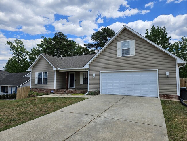 Foto del edificio - 908 Broadmore Dr