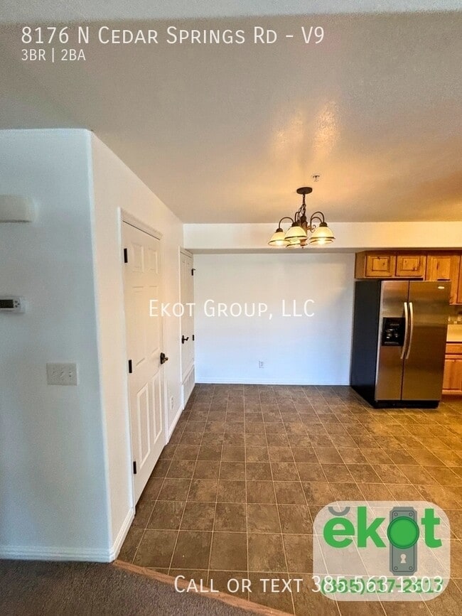 Foto del edificio - 8176 N Cedar Springs Rd