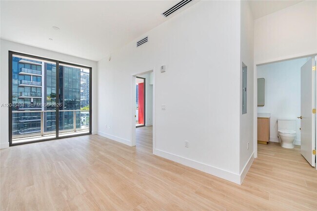 Foto del edificio - 90 NE 32nd St