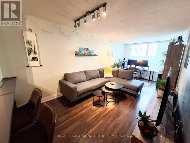 Photo du bâtiment - 62-662 Suncrest Blvd