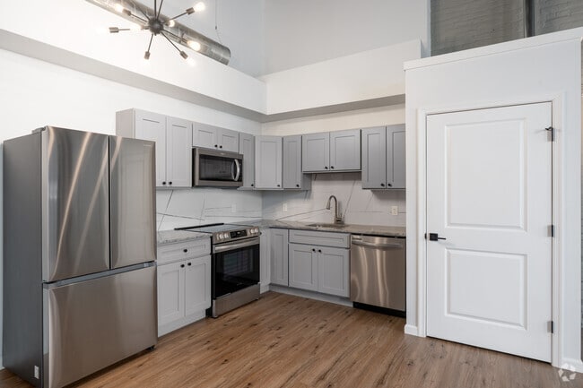 1BR, 1BA - 810SF - Kitchen - Monocacy Apartments