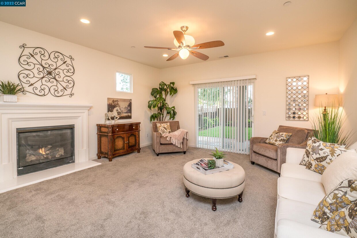 Foto principal - 3544 Wren Ave