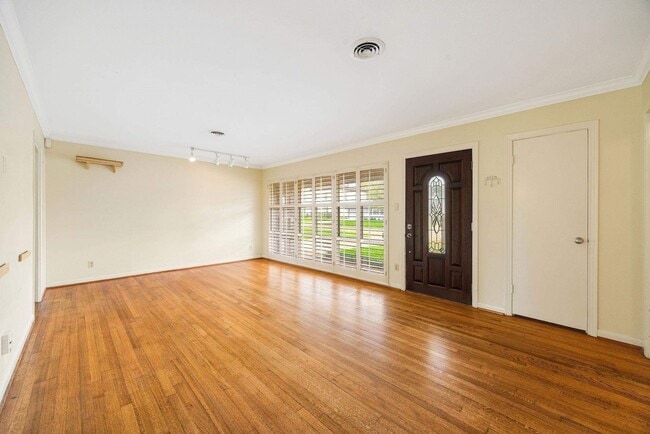 Foto del edificio - 5413 Judalon Ln