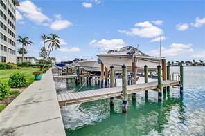 Building Photo - 2750 Gulf Shore Blvd N