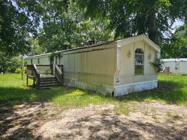 Building Photo - 269 Billys Cir