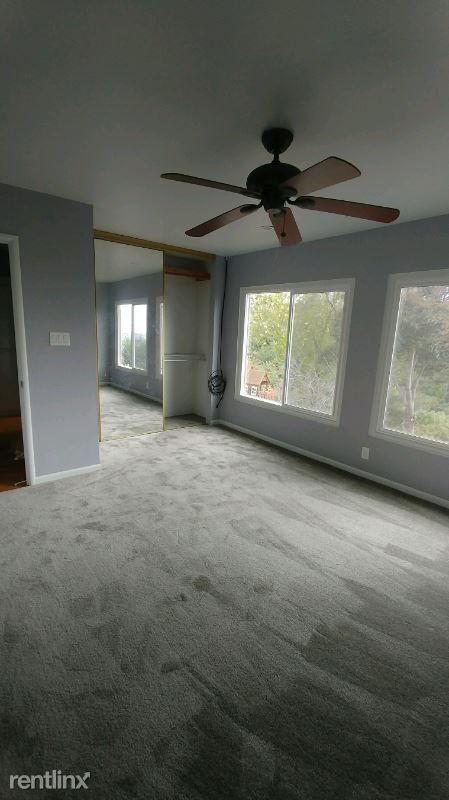 Building Photo - 3 br, 1.5 bath House - 1560 highland blvd