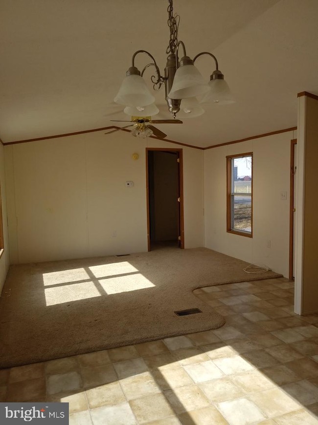 Building Photo - 51 Monroeville Rd