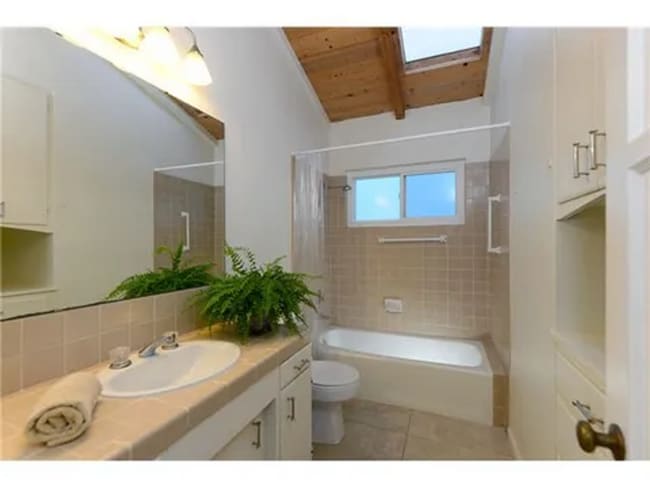 Building Photo - New construction house in La Jolla. Gustavo Lopez AMSI