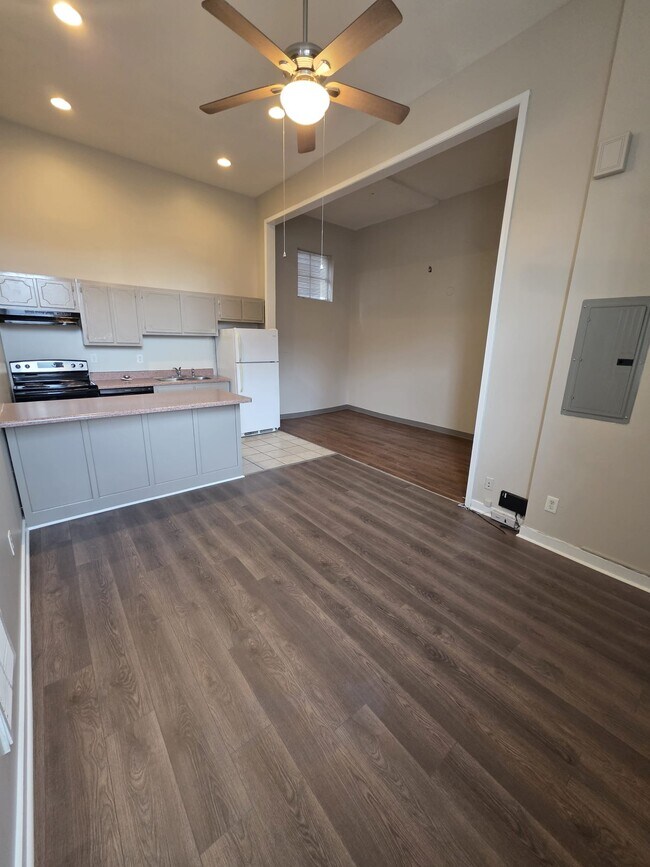 Foto del edificio - 1701 W Leigh St