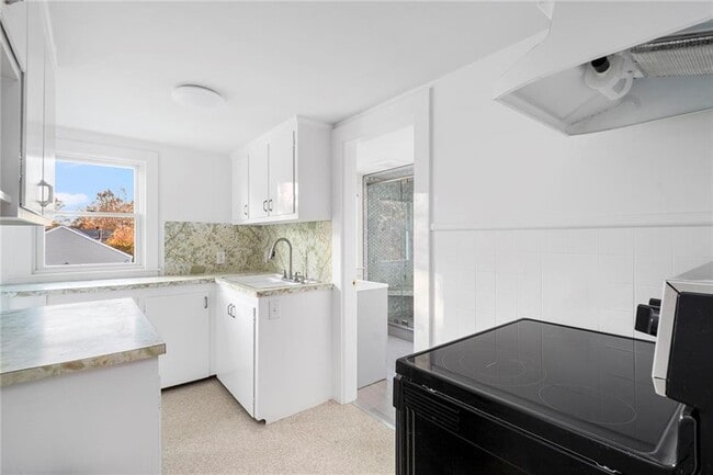 Building Photo - 97 Bliss Mine Rd