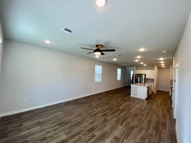Building Photo - New Construction 5b/3.5ba In Prime Location