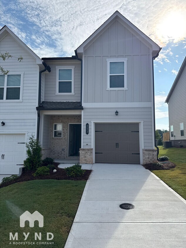 Foto principal - 253 Kenoot Dr