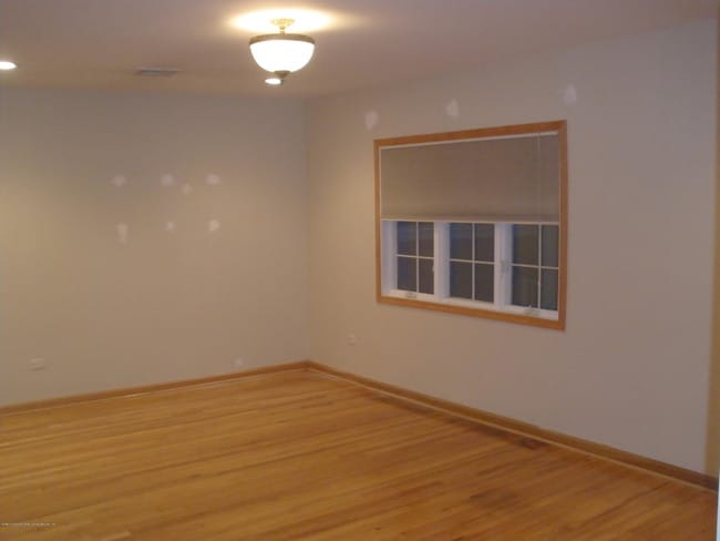 Building Photo - 96 Delaware St