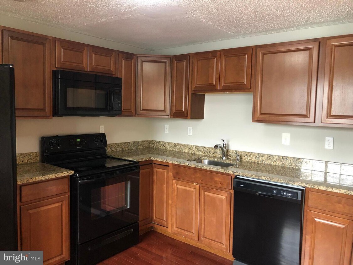 Foto principal - 3472 Belfry Ln