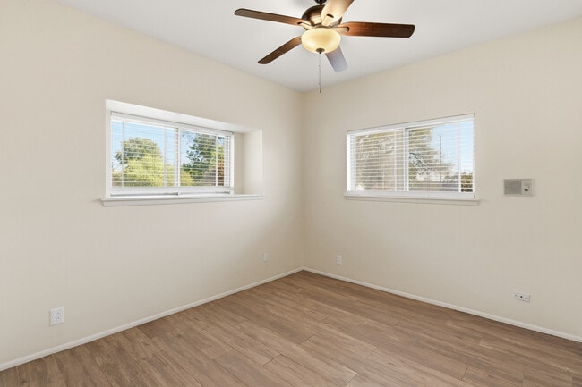 Building Photo - 5922 Moon Dance St