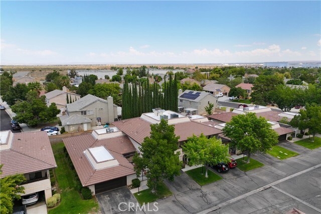 Foto del edificio - 215 Hawk Ln