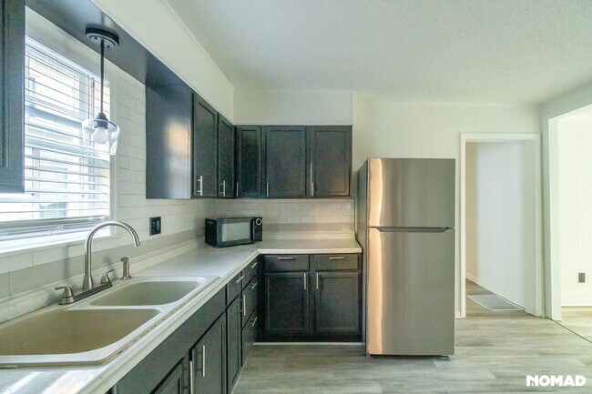 Building Photo - Charming 3BR House in Gastonia