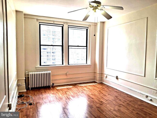 Foto del edificio - 1324 Locust St