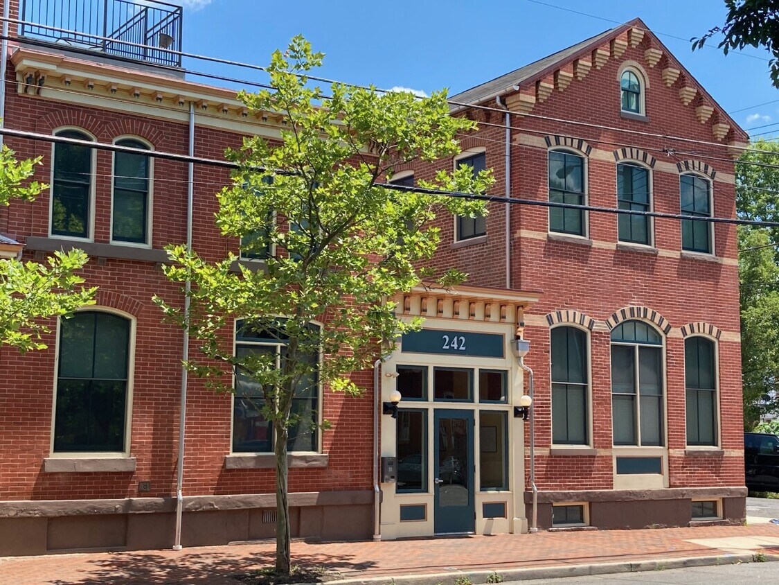 Front of Building (1) - 242 Centre St