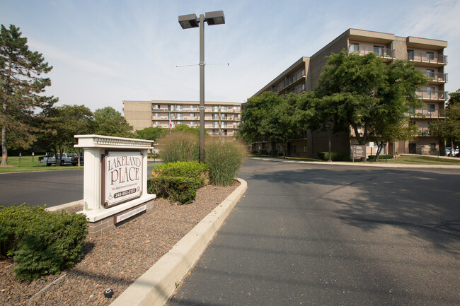 Foto del edificio - Lakeland Place