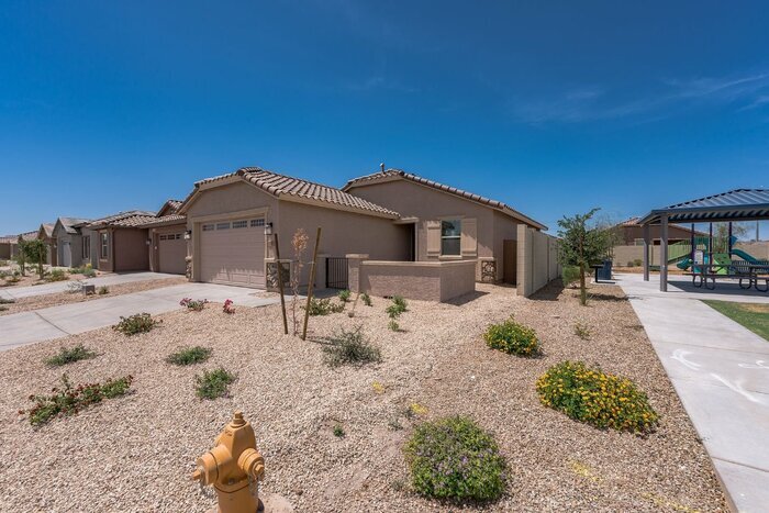 Primary Photo - Get 1st FULL MONTH’S RENT FREE! - 6318 W I...