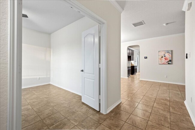 Foto del edificio - Move-In Ready Home with Resort-Style Backyard