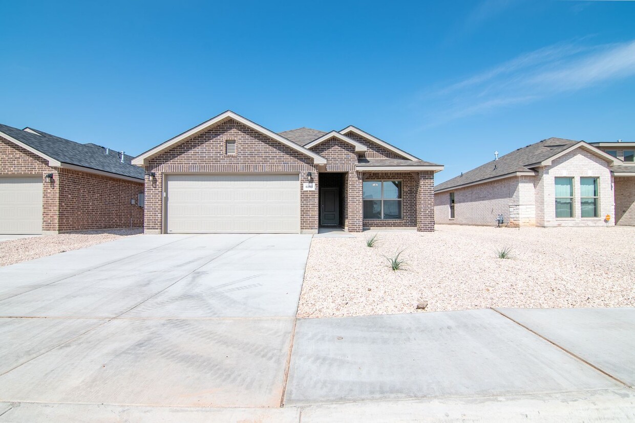 Primary Photo - 6103 Rain Lily Ln - Brand New in Mockingbi...