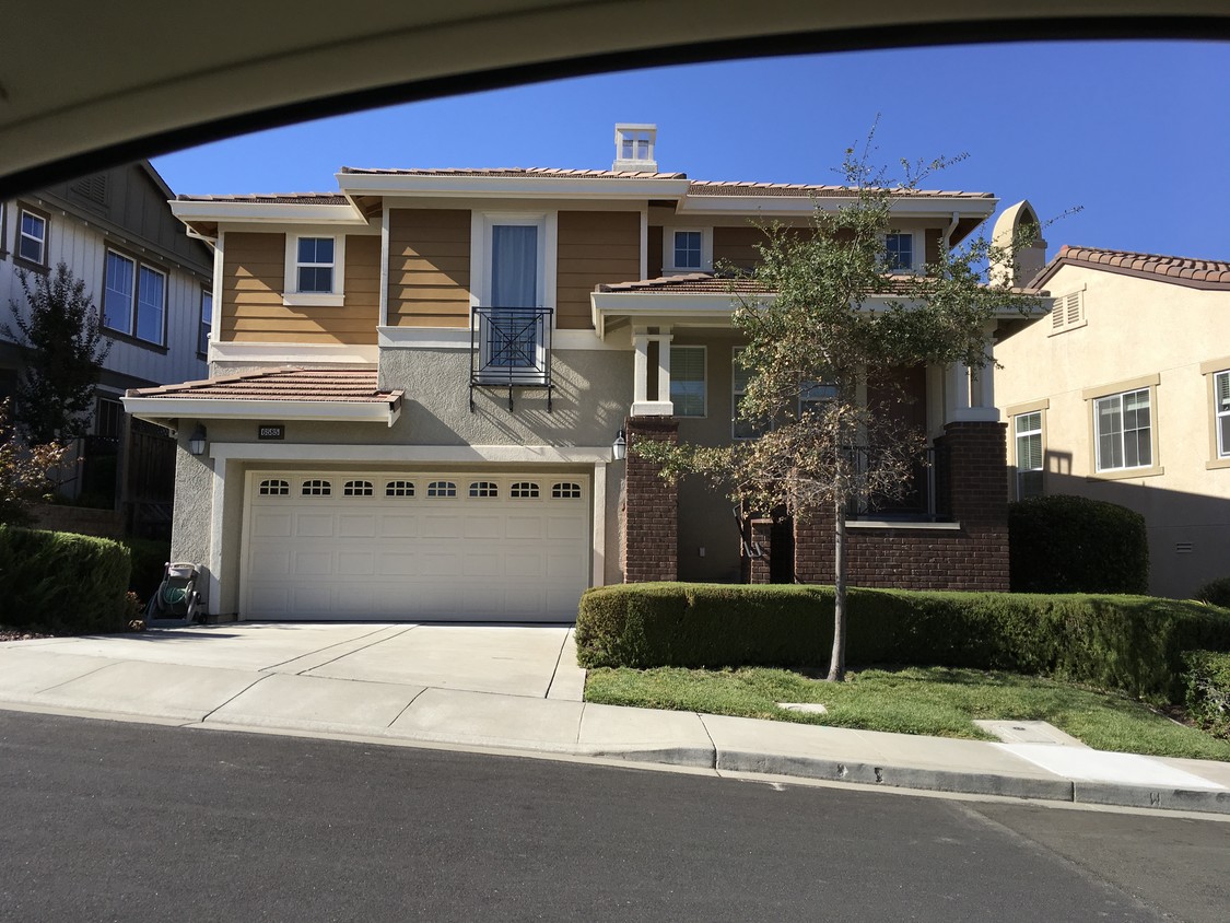 6585 Deerfield Dr, Vallejo, CA 94591 House for Rent in Vallejo, CA