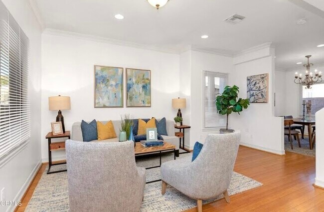Foto del edificio - 272 N Chester Ave