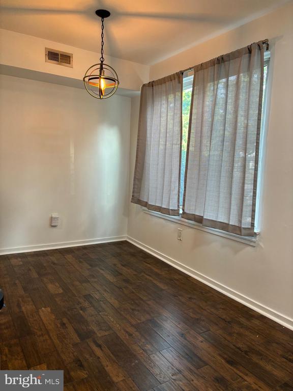 Foto del edificio - 101 Gregorys Way