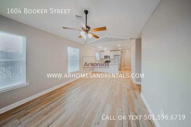 Foto del edificio - 1604 S Booker St