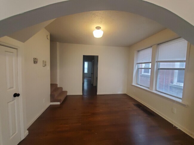 Foto del edificio - 4448 Shaw Blvd