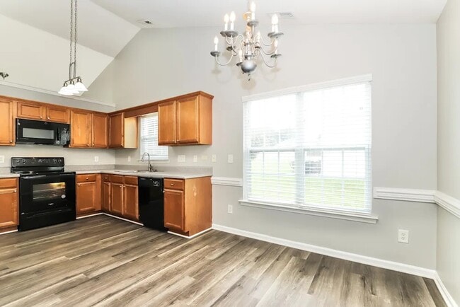 Building Photo - 2412 Pepperstone Dr