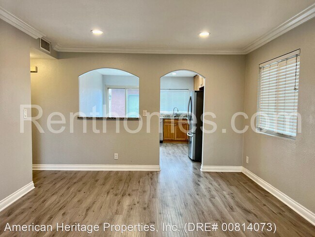 Building Photo - 2 br, 2 bath House - 1463-E N. Broadway