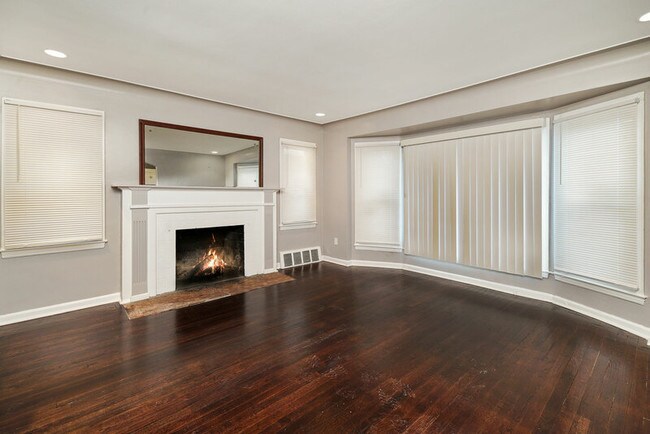 Building Photo - 15774 Birwood St