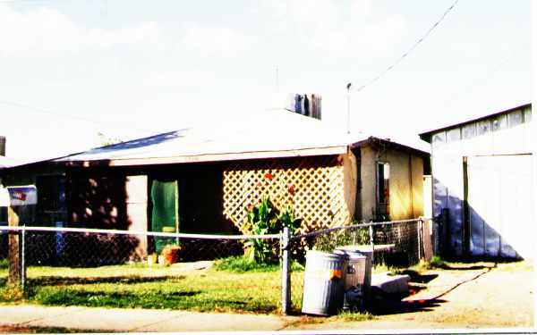 Primary Photo - 7401-7417 N 62nd Dr