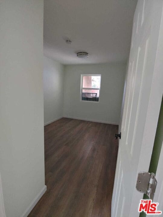 Foto del edificio - 446 N California St